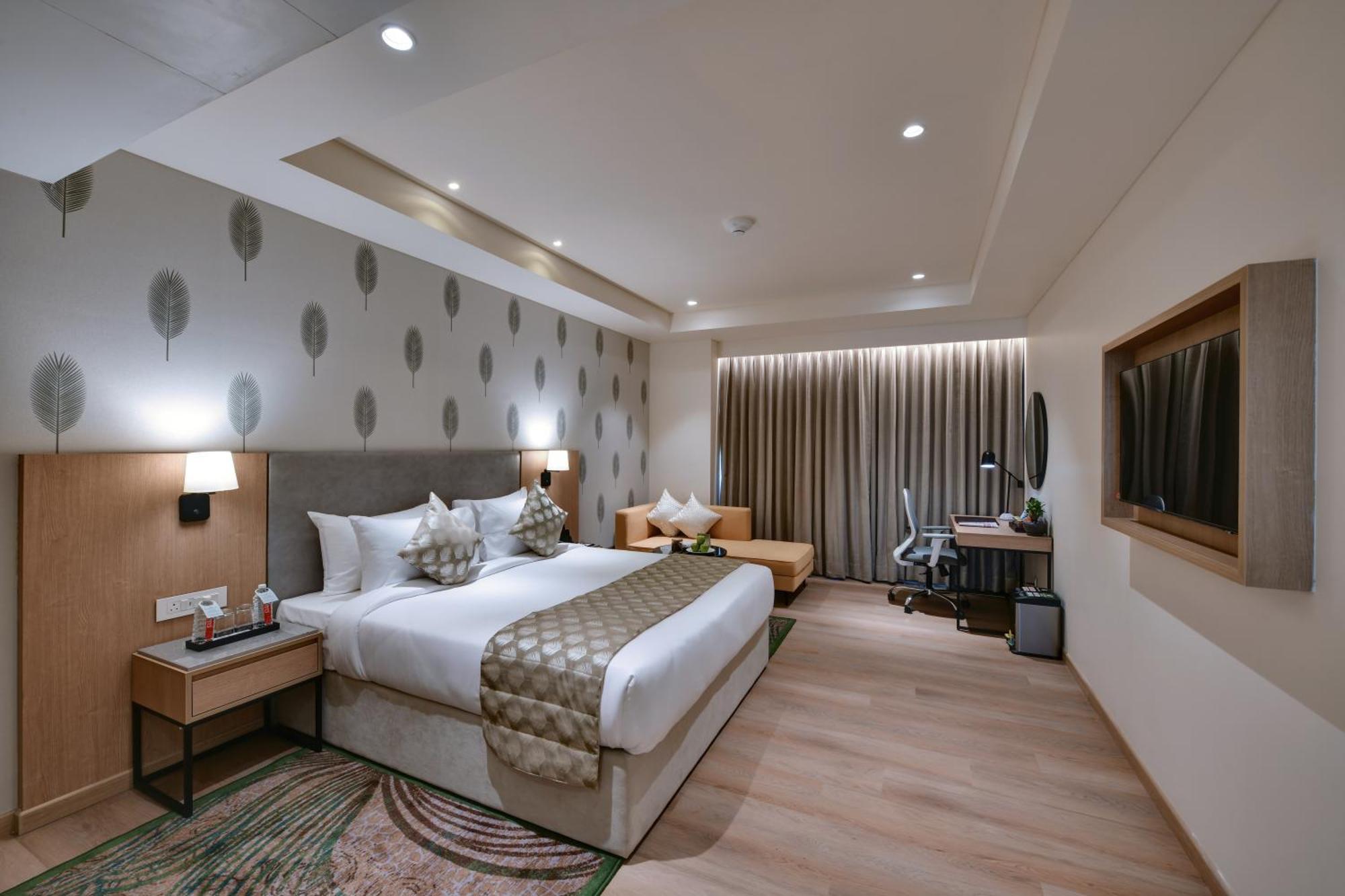 Hotel The Fern Residency, Gandhinagar Extérieur photo