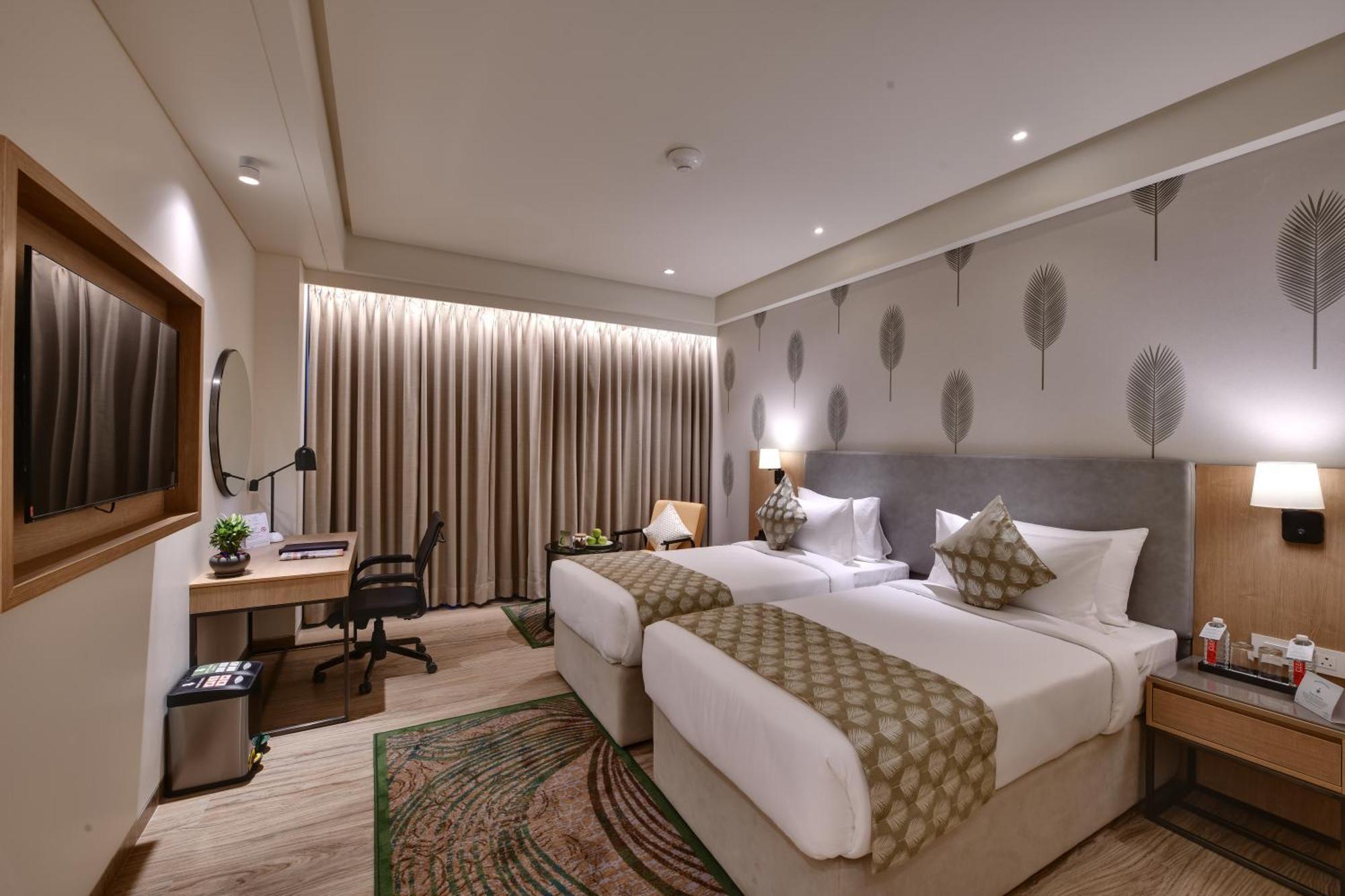 Hotel The Fern Residency, Gandhinagar Extérieur photo